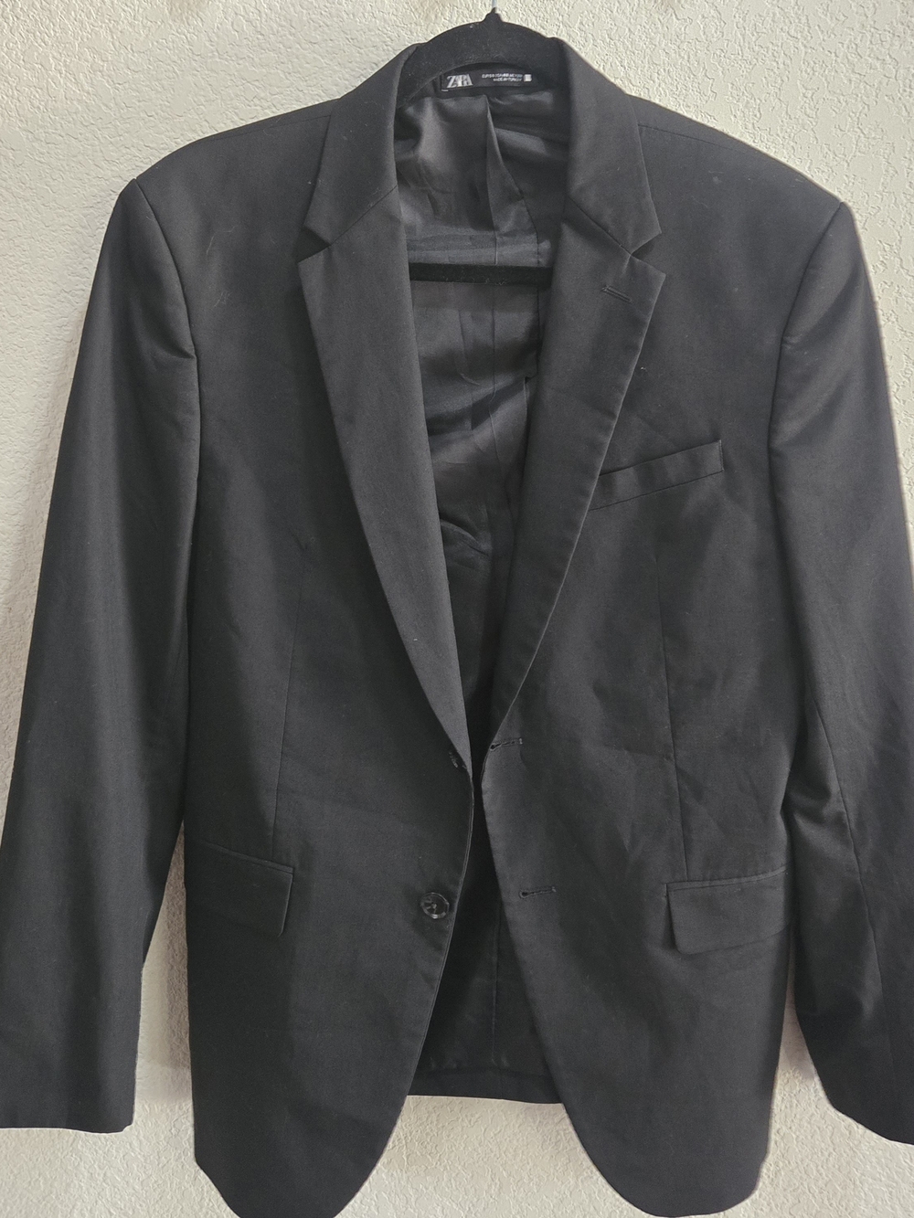 Zara Men's Black Two-Button Suit Jacket